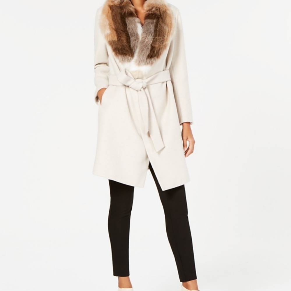 Brand New. Women's Winter Coat. MUST HAVE!
